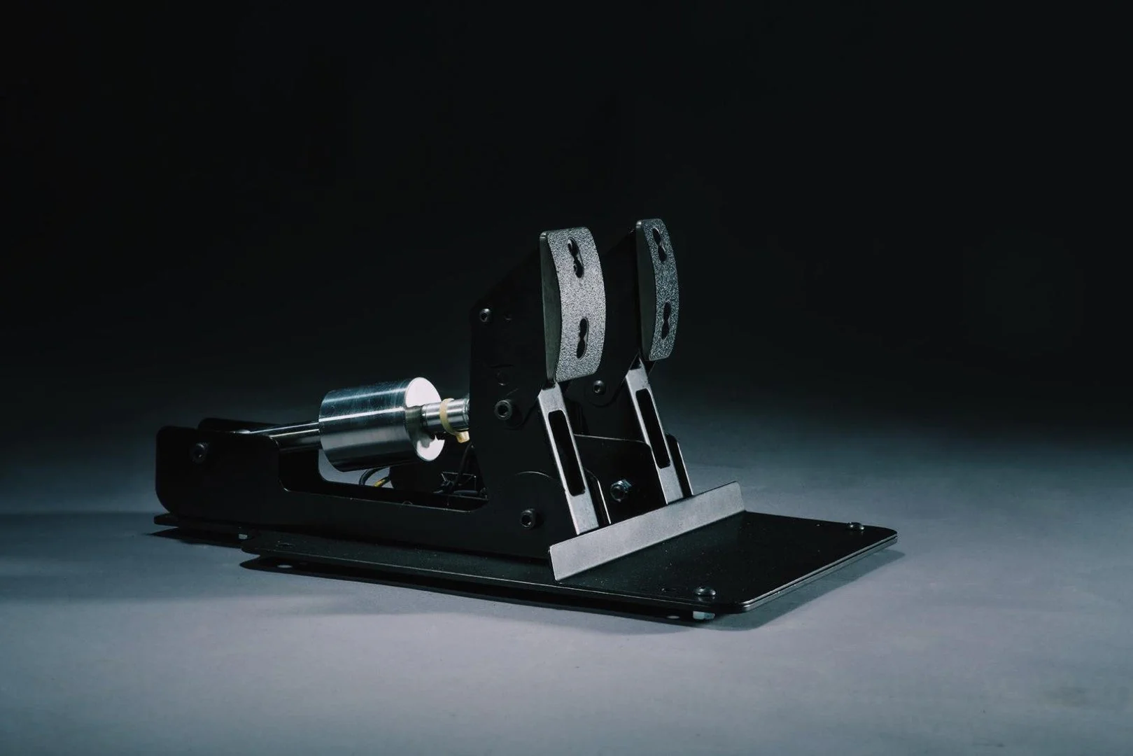 AIS x TheArsenale E-Racer - Image 5