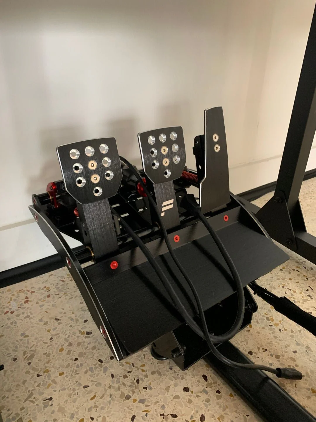 AIS x TheArsenale E-Racer - Image 7