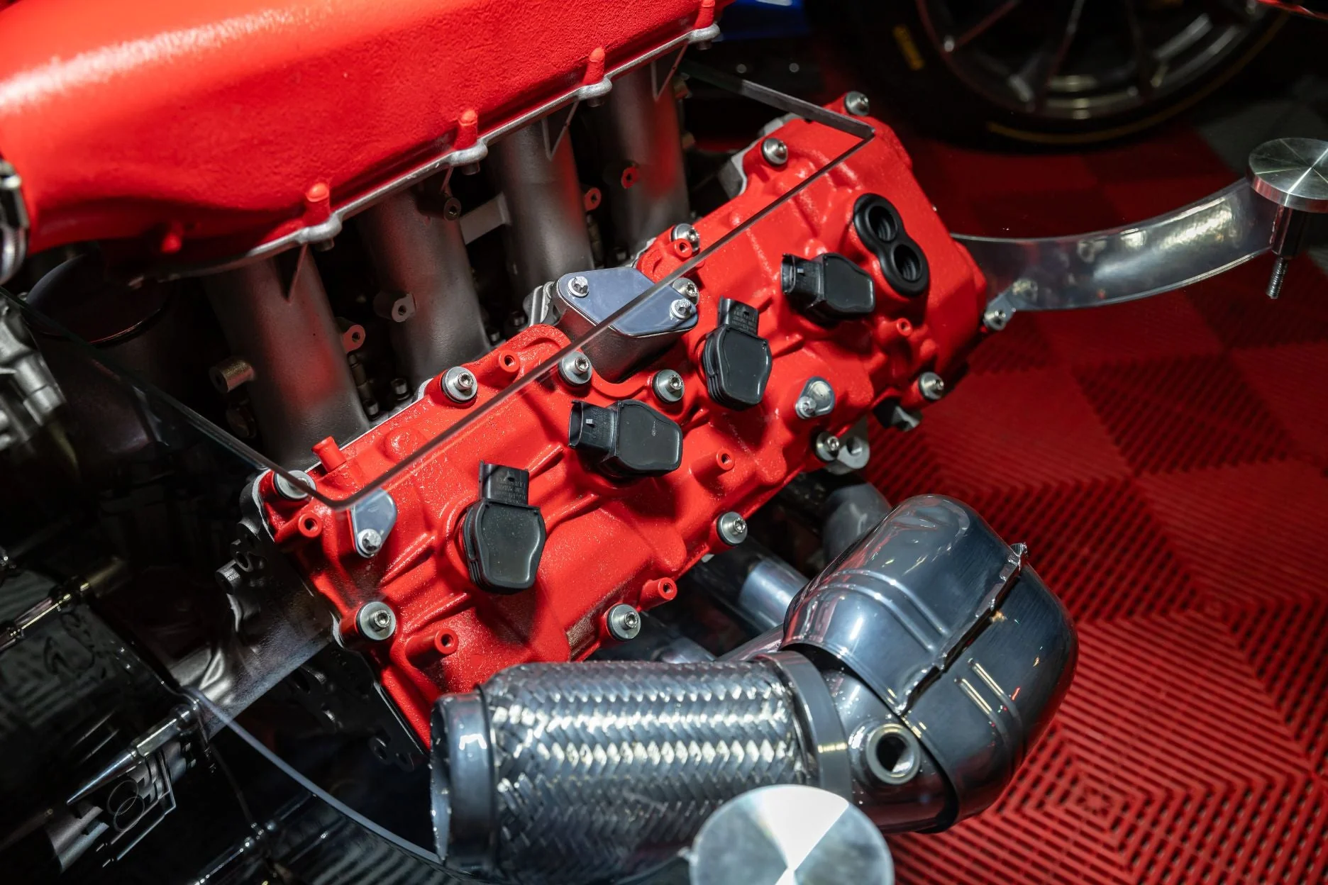 Ferrari 458 Engine Coffee Table – Ferrari Engine Art Furniture - Image 8