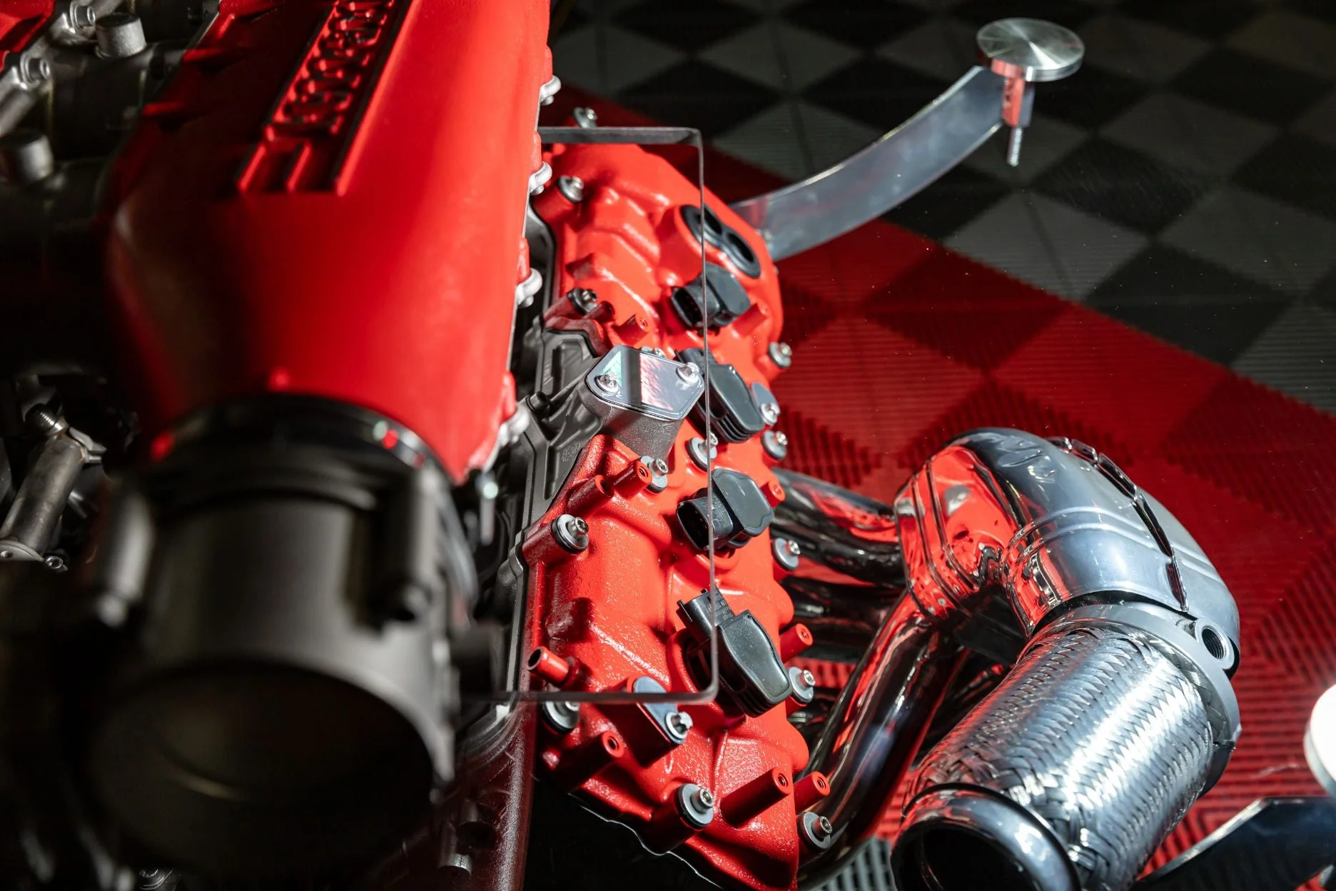 Ferrari 458 Engine Coffee Table – Ferrari Engine Art Furniture - Image 9