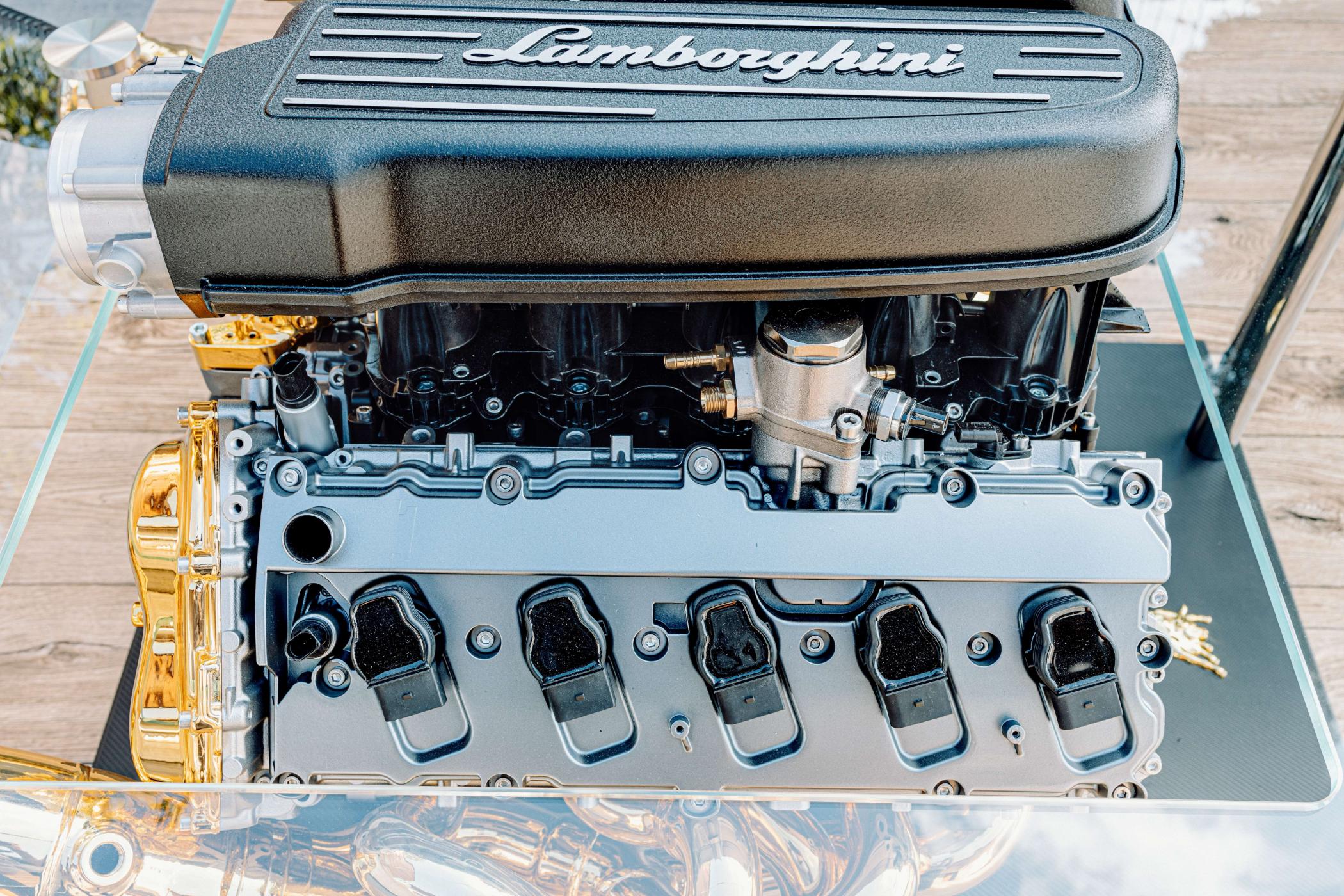 Lamborghini Huracán V10 Engine Coffee Table – Lamborghini Engine Art Table | TheArsenale - Image 5