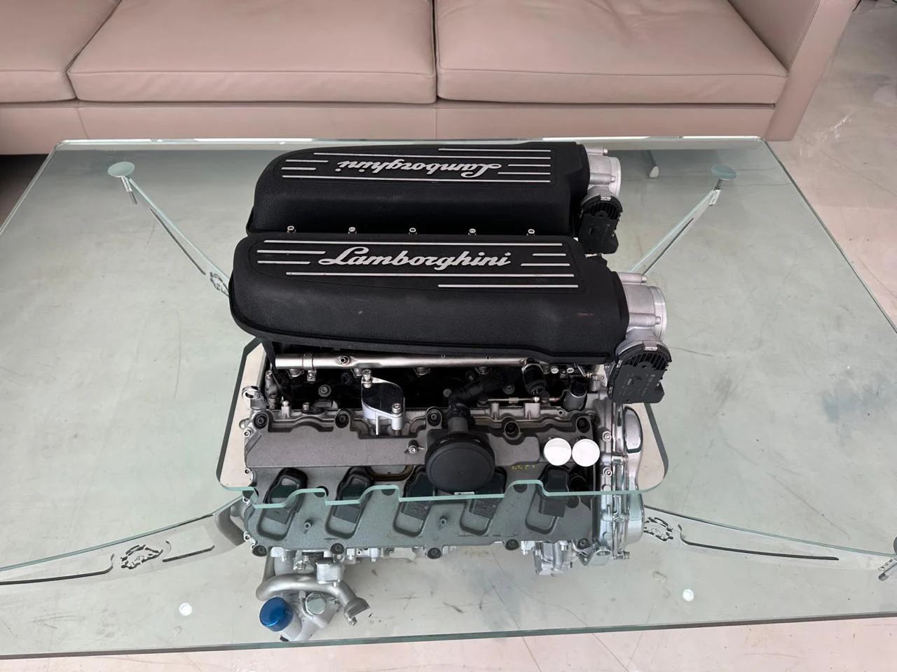 Lamborghini Huracán V10 Engine Coffee Table – Lamborghini Engine Art Table | TheArsenale - Image 5