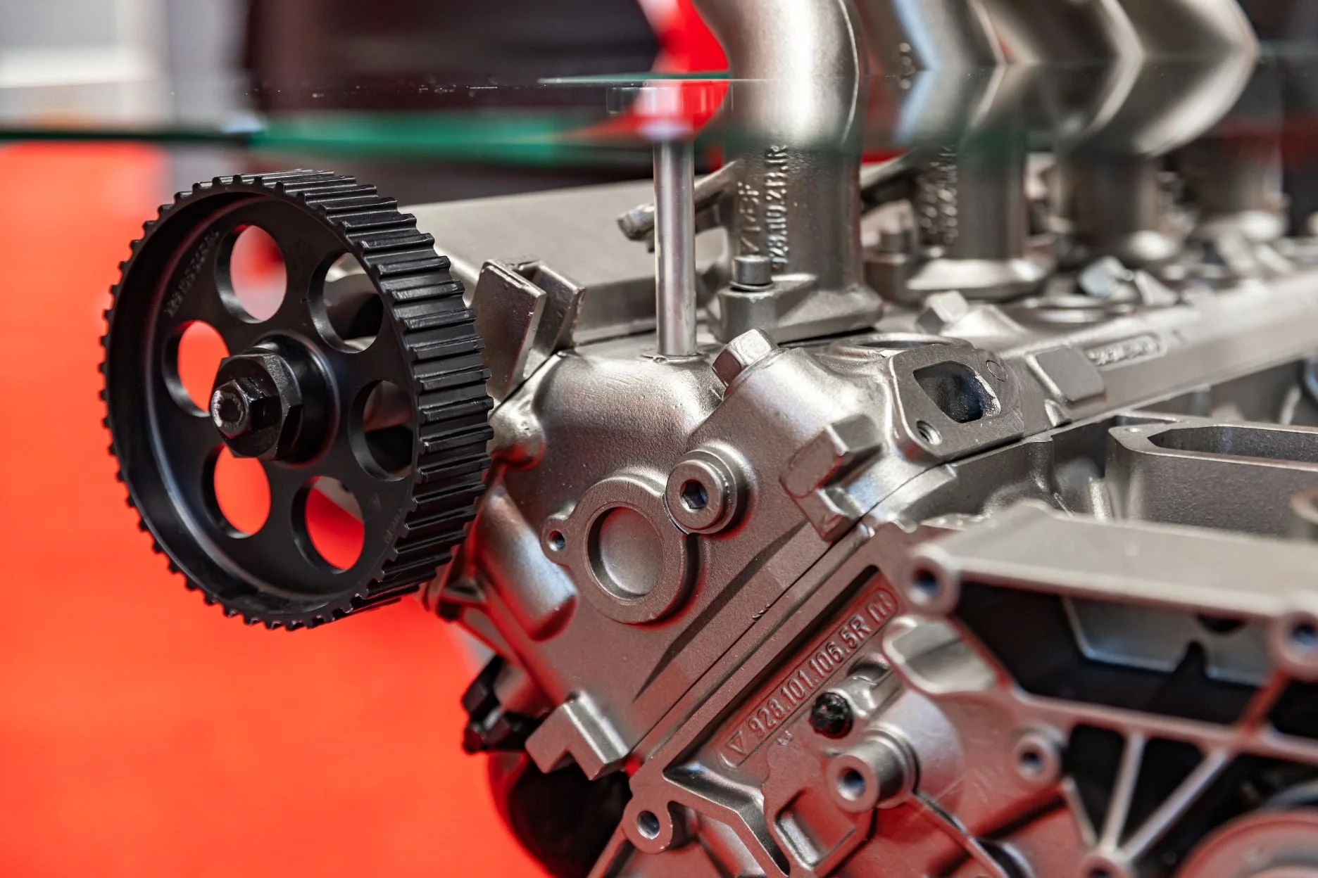 Porsche 928 Engine Coffee Table – Porsche Engine Art Furniture - Image 15