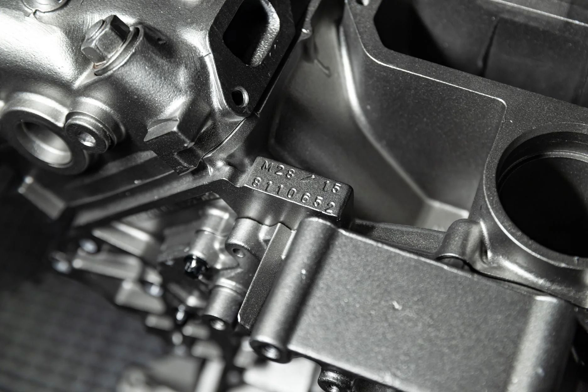 Porsche 928 Engine Coffee Table – Porsche Engine Art Furniture - Image 6