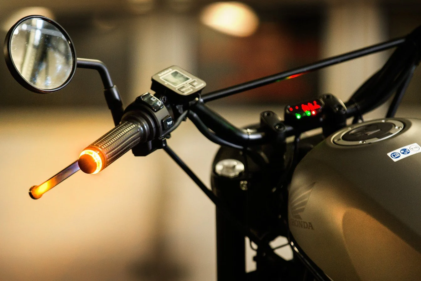 Red Hot Chili Customs Honda CMX500 Rebel - Image 8