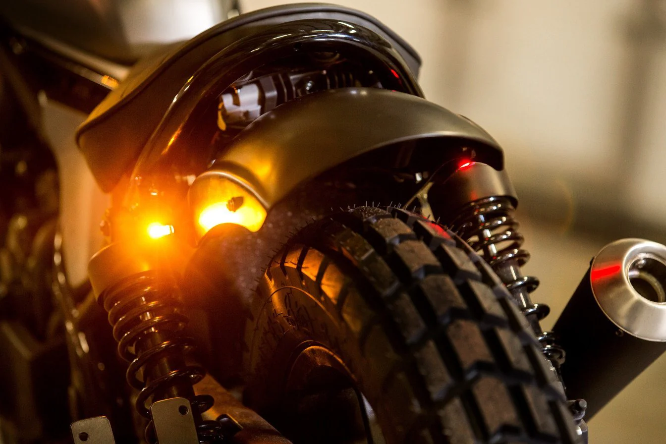 Red Hot Chili Customs Honda CMX500 Rebel - Image 9