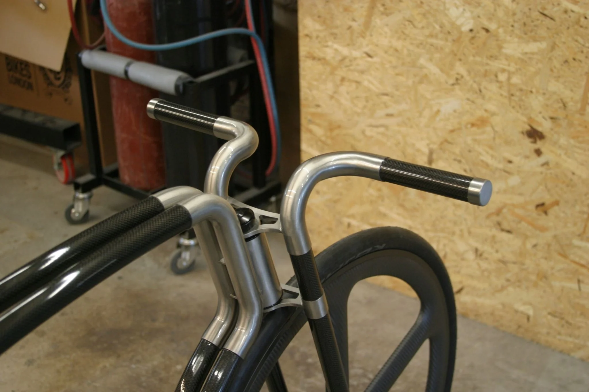 Viks Carbon - Image 11