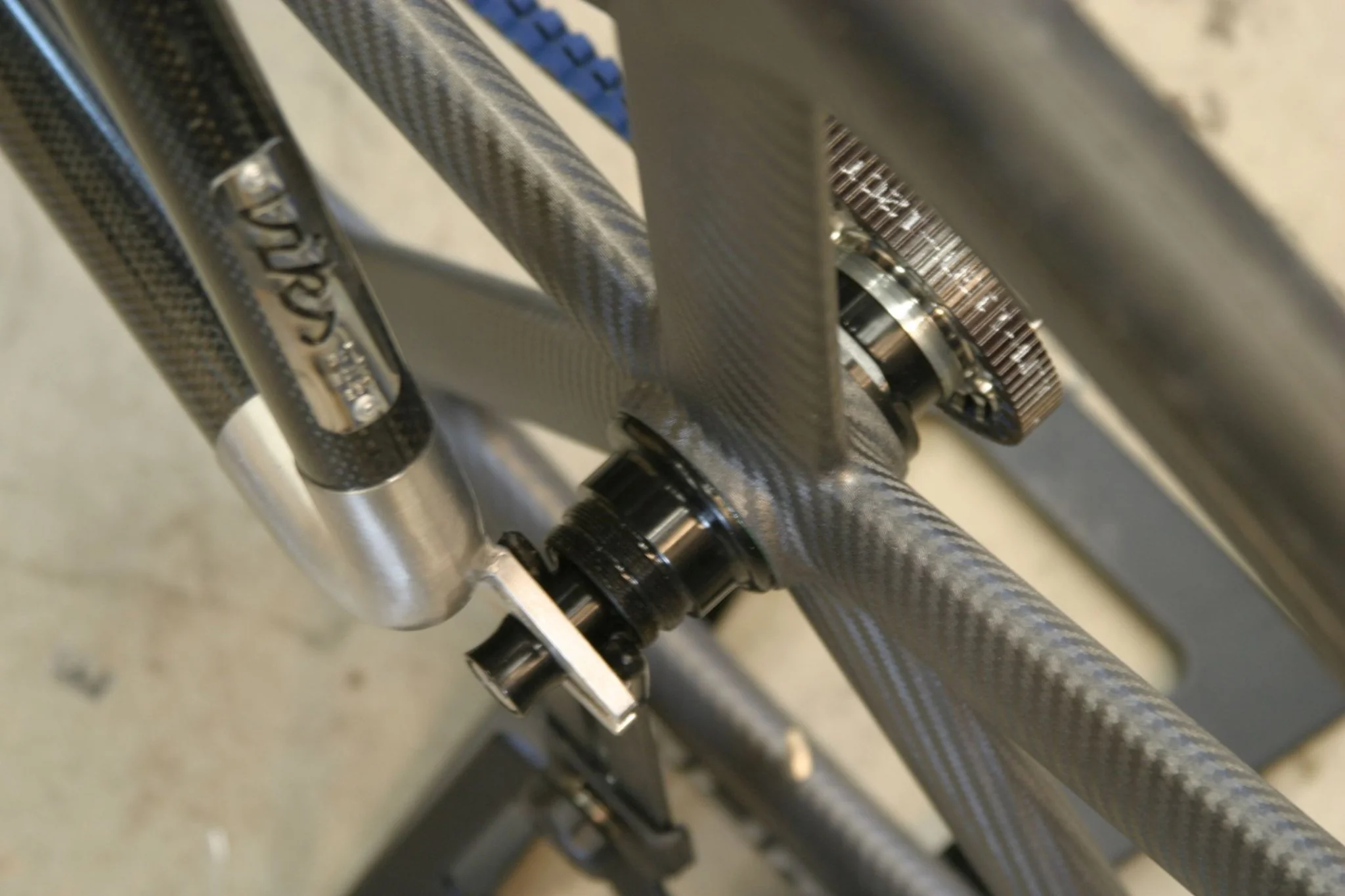 Viks Carbon - Image 7